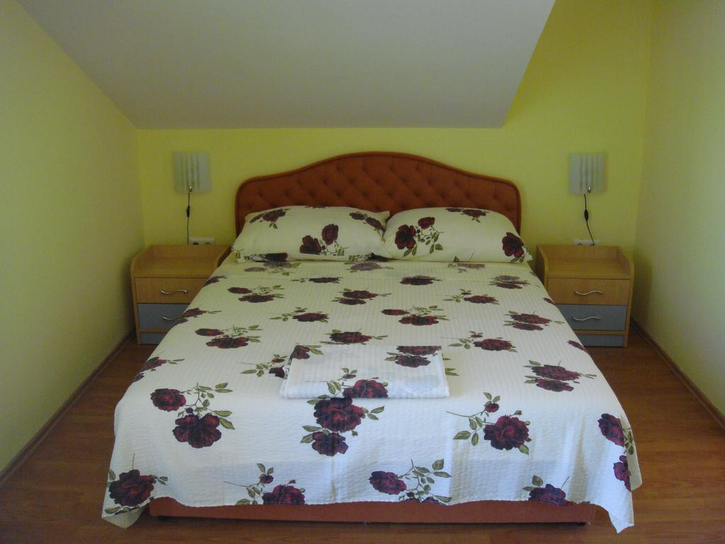 Apartments Villa Pirosi Orebić Oda fotoğraf