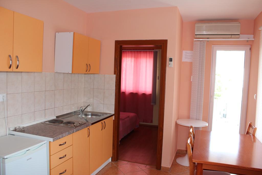 Apartments Villa Pirosi Orebić Oda fotoğraf